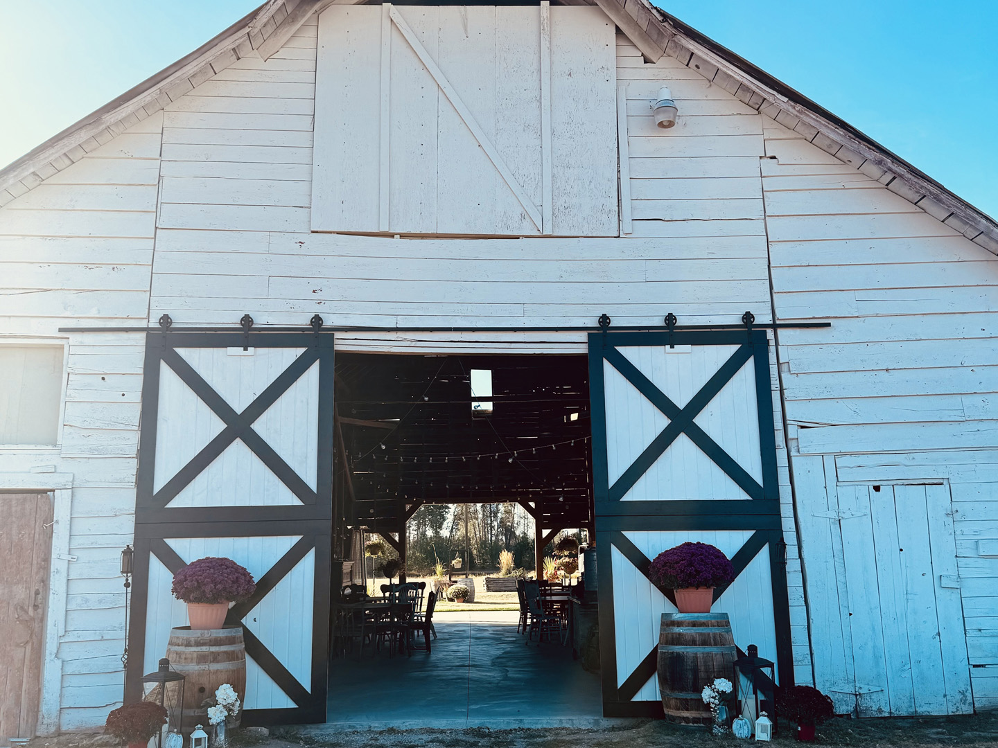Wedding Belles Barn LLC